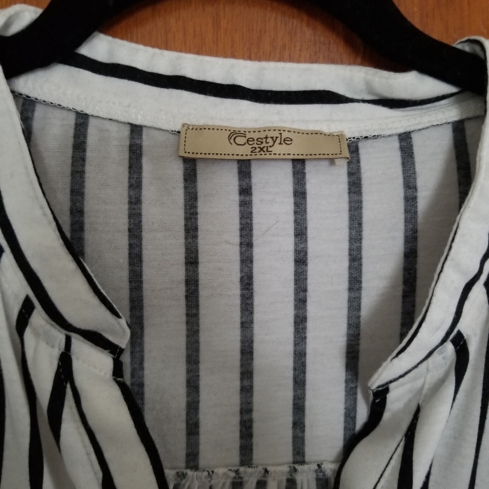 Top - Picture 5 of 5